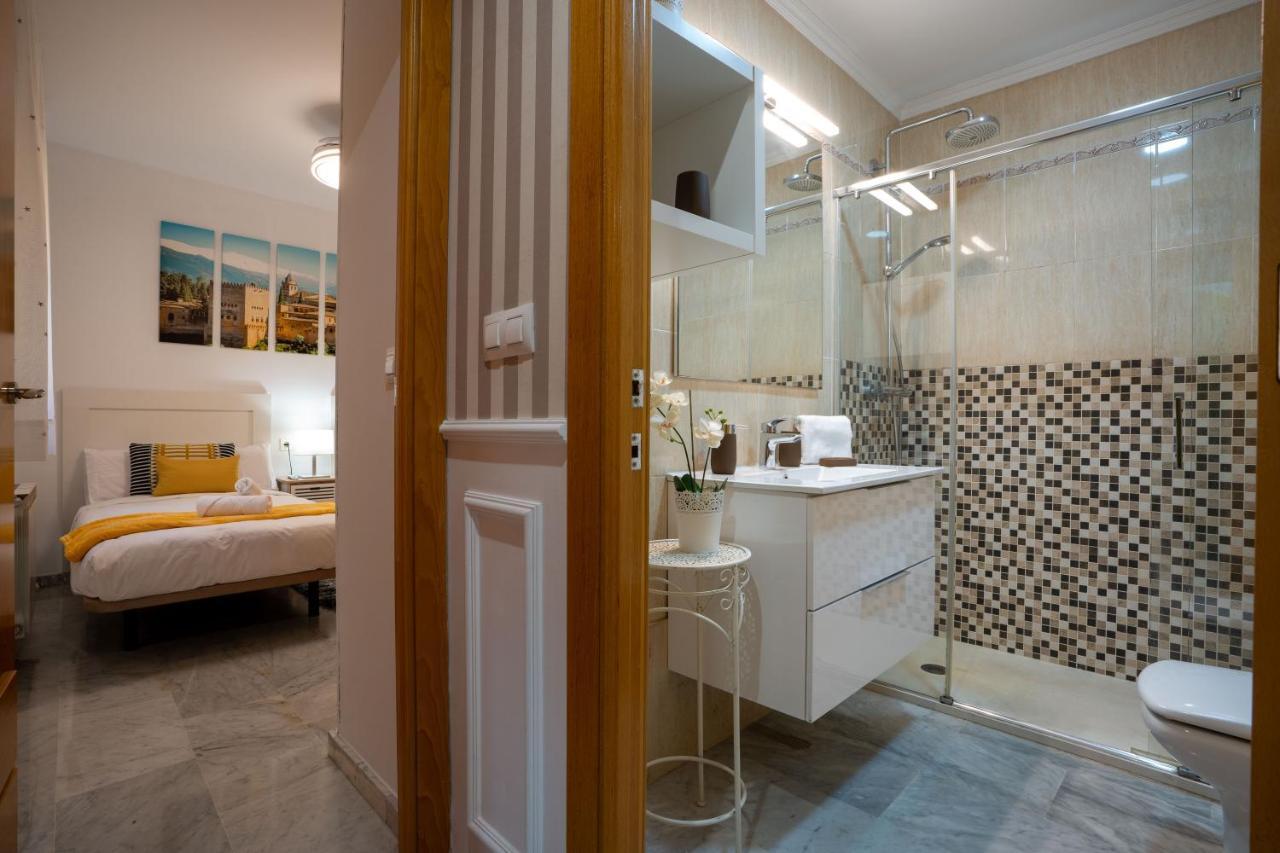 Reina Aixa- Apartamento Centro Granada Exteriér fotografie